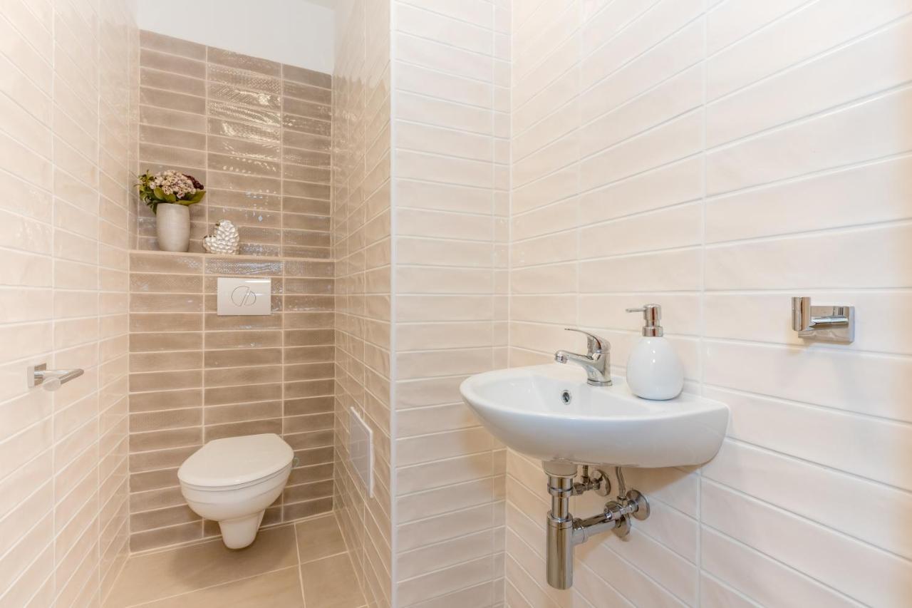 Apartmany Jedovary Trhove Sviny Bagian luar foto